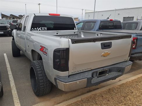 Used 2010 Chevrolet Silverado 1500 LT w/ Power Pack Plus image 2