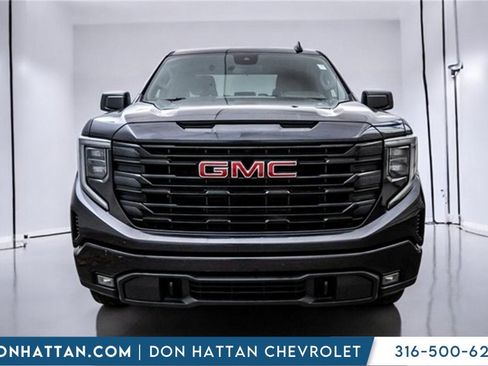 Used 2022 GMC Sierra 1500 Elevation image 40