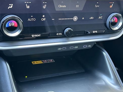 Certified 2025 Lexus RZ 450e RZ 450e image 19