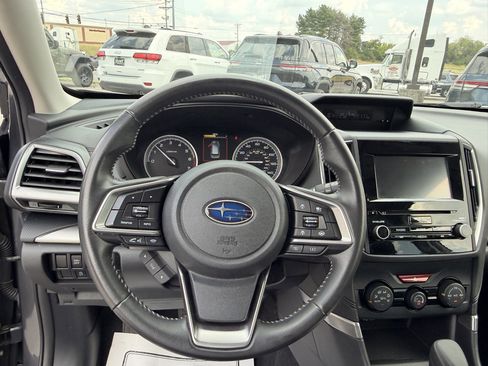 Used 2023 Subaru Forester Premium AWD/4WD image 11