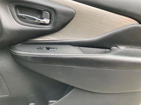 Used 2017 Nissan Murano Platinum w/ Platinum Technology Package image 33