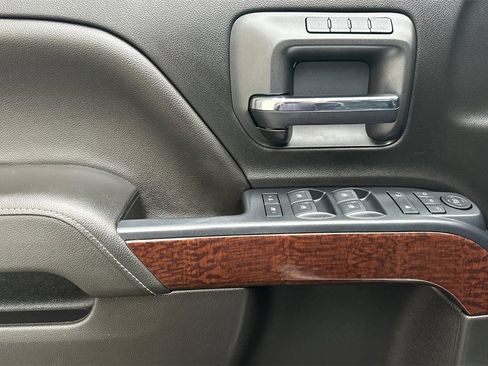 Used 2018 GMC Sierra 2500 SLT w/ Duramax Plus Package image 12