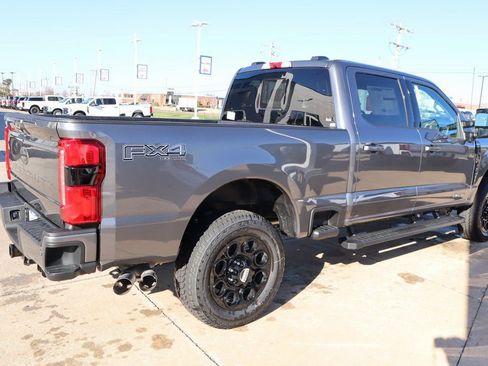 New 2026 Ford F250 Lariat w/ Black Appearance Package image 23