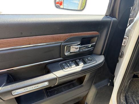 Used 2016 RAM 1500 Laramie w/ Convenience Group AWD/4WD image 20