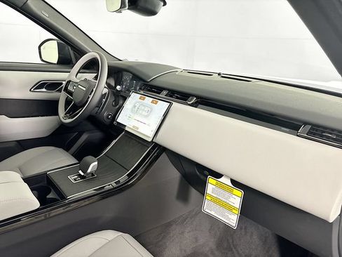 New 2026 Land Rover Range Rover Velar S AWD/4WD image 26