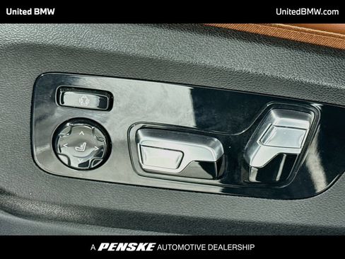 Used 2024 BMW X5 M60i AWD/4WD image 11
