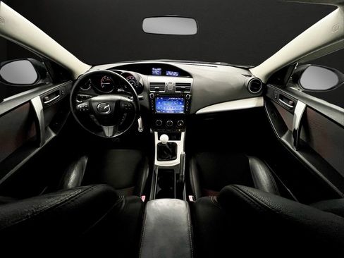 Used 2013 MAZDA MAZDA3 Touring FWD image 12
