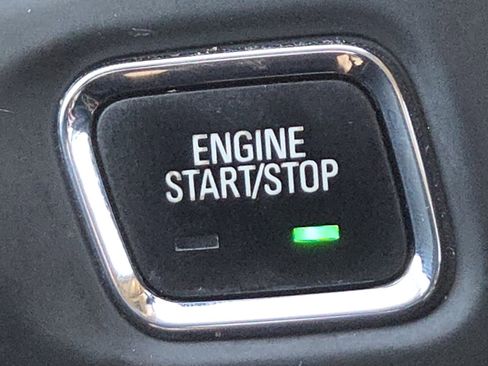 Used 2018 GMC Acadia Denali w/ Technology Package image 31