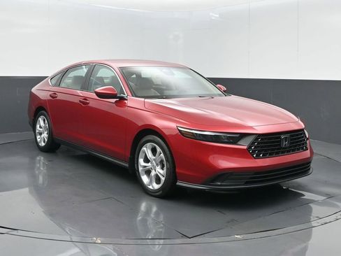 Used 2024 Honda Accord LX image 3