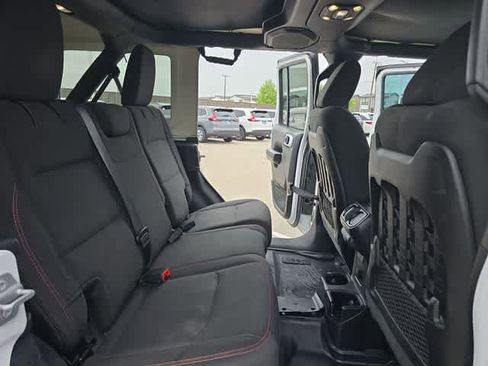 Used 2019 Jeep Wrangler Unlimited Rubicon AWD/4WD image 21
