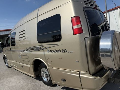 Used 2012 Chevrolet Express 3500 Extended w/ Power Package RWD image 10
