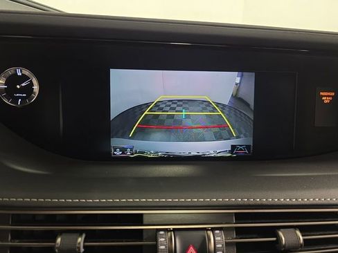 Used 2019 Lexus LS 500 F Sport w/ Accessory Package (Z1) AWD/4WD image 14
