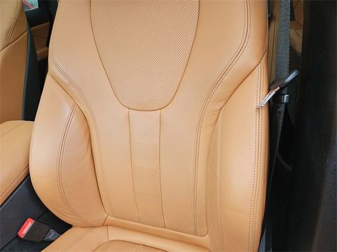 Used 2022 BMW X5 xDrive45e image 19