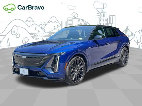 Certified 2026 Cadillac Lyriq V AWD/4WD image 17