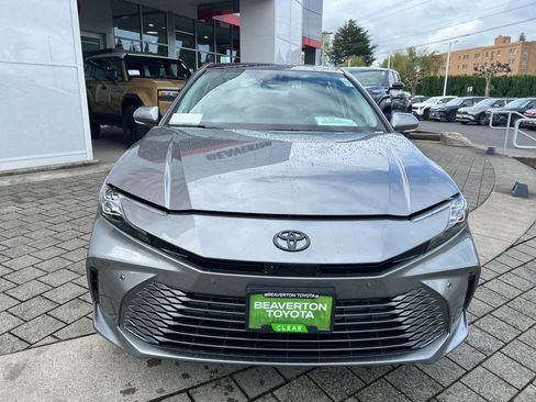 New 2026 Toyota Camry XLE image 8
