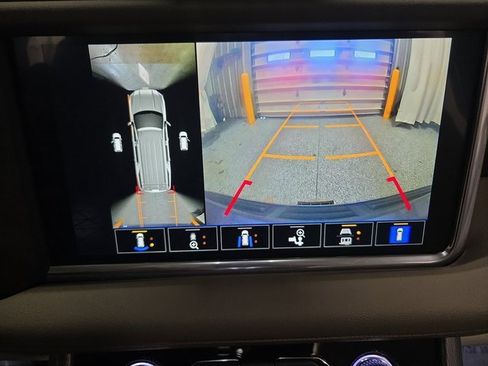 Used 2022 GMC Yukon Denali image 26