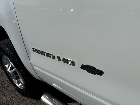 Used 2015 Chevrolet Silverado 2500 LT image 8