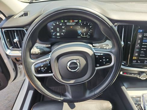 Used 2022 Volvo S60 B5 Inscription w/ Climate Package FWD image 20