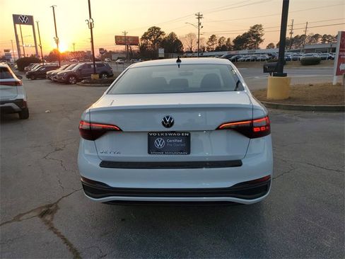 Certified 2023 Volkswagen Jetta S image 5
