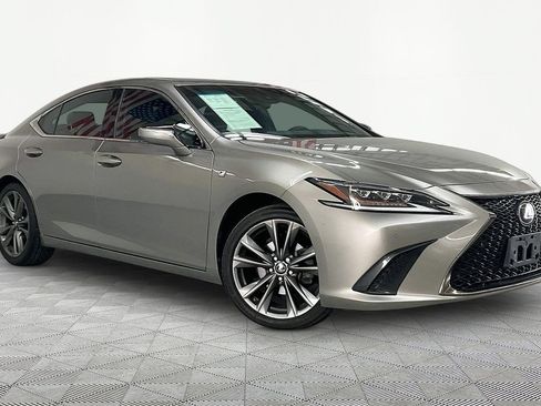 Used 2019 Lexus ES 350 F Sport w/ Accessory Package 2 FWD image 3