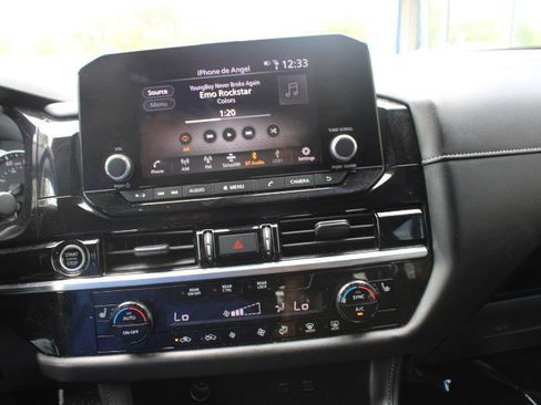 Used 2023 Nissan Pathfinder SV FWD image 20