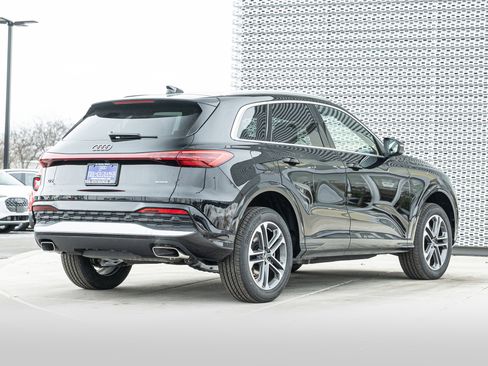 New 2025 Audi Q5 Premium image 4