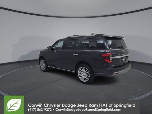 Used 2024 Ford Expedition Limited AWD/4WD image 11