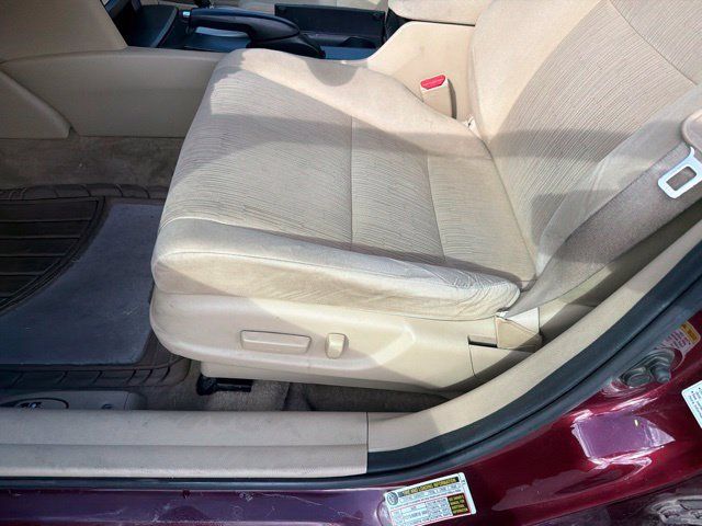 Used 2011 Honda Accord LX-P image 13