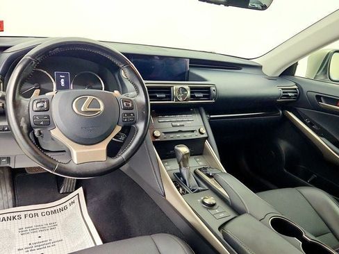 Used 2018 Lexus IS 300 AWD w/ Comfort Package image 13