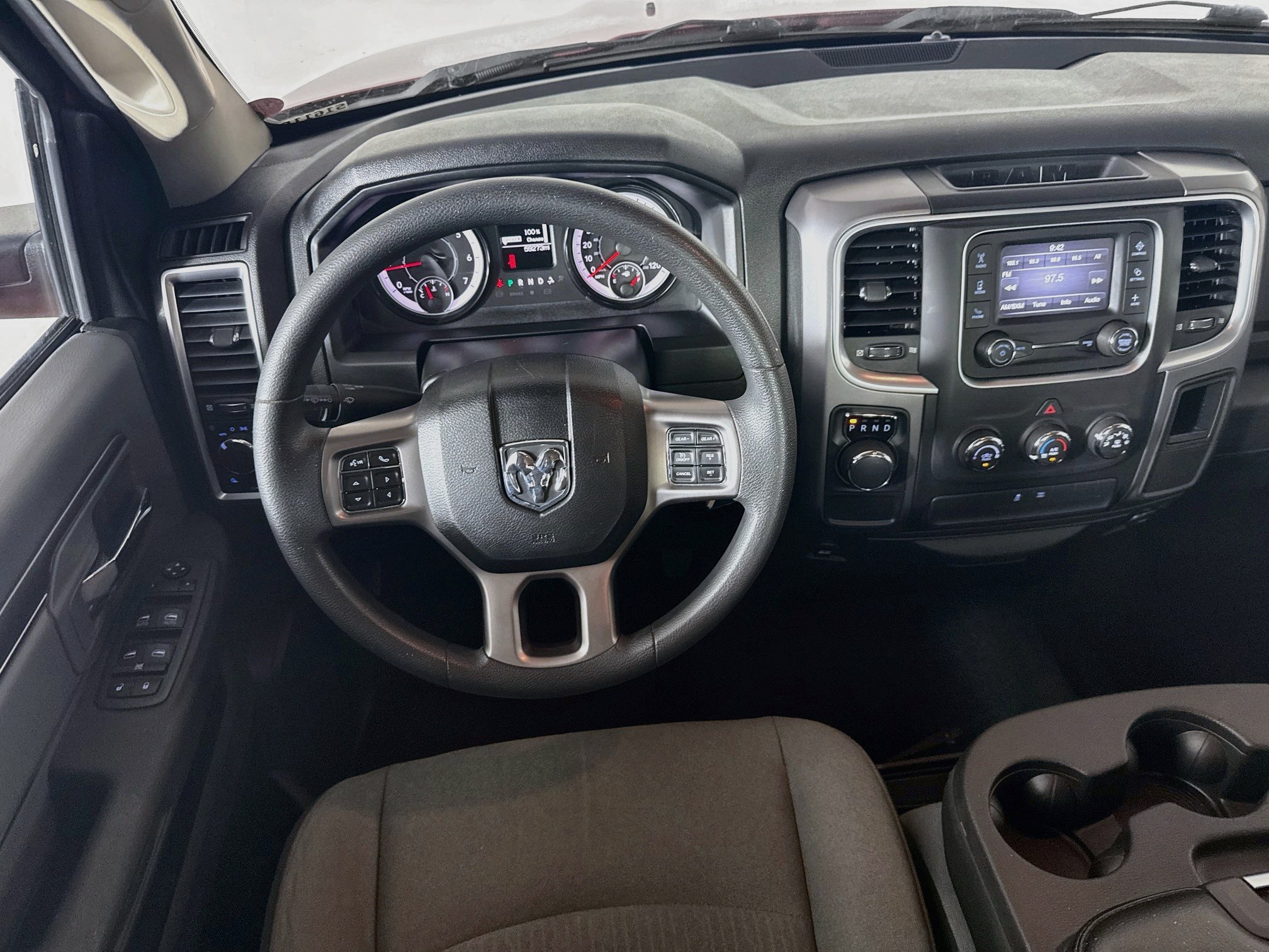 Used 2022 RAM 1500 Classic SLT RWD image 25