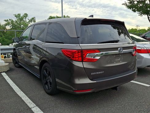 Used 2018 Honda Odyssey EX-L image 3