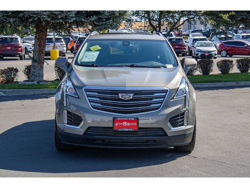 Used 2019 Cadillac XT5 Luxury AWD/4WD image 3