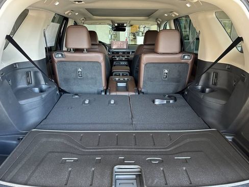 New 2026 Honda Pilot Elite image 18