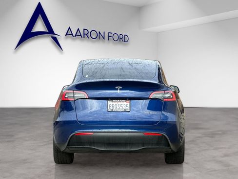 Used 2020 Tesla Model Y Long Range image 4