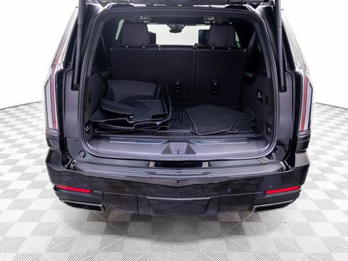 New 2026 Cadillac Escalade ESV Platinum Sport AWD/4WD image 36