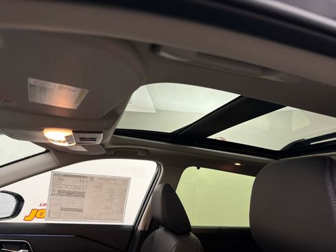 New 2026 Nissan Rogue Platinum image 15