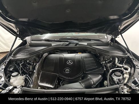 Used 2023 Mercedes-Benz GLC 300 image 29