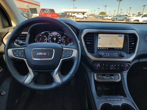 Used 2023 GMC Acadia Denali w/ Black Diamond Edition image 11