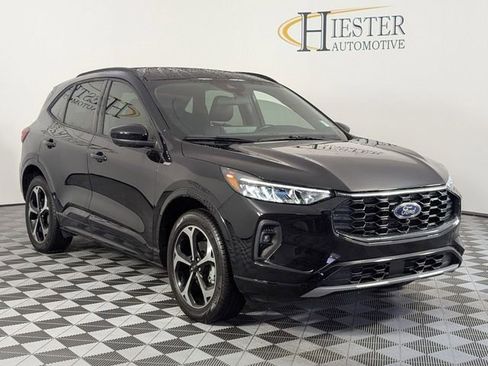 Used 2024 Ford Escape ST-Line Select w/ Tech Pack #2 image 2