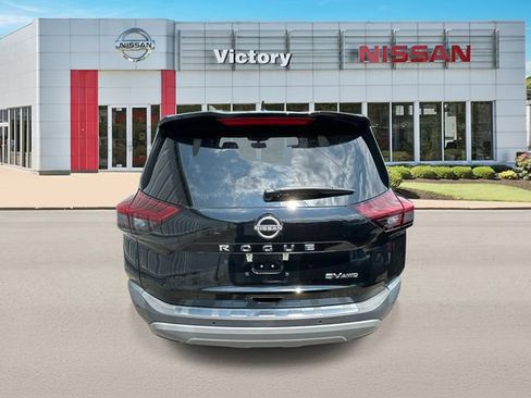 Used 2023 Nissan Rogue SV AWD/4WD image 3