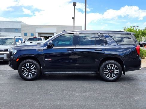 Used 2024 GMC Yukon AT4 w/ Technology Package AWD/4WD image 2