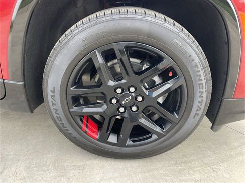 Used 2022 Chevrolet Traverse Premier w/ Redline Edition image 34