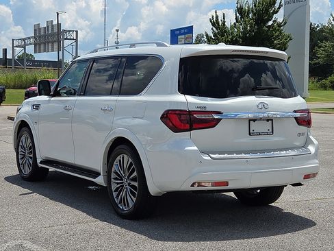 Used 2018 INFINITI QX80 2WD w/ Driver Assistance Package image 4