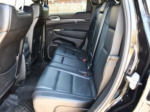Used 2018 Jeep Grand Cherokee High Altitude image 16