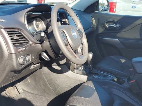 Used 2022 Jeep Cherokee Latitude Lux w/ Sun & Sound Group image 15