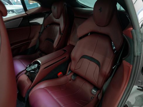 Used 2024 Ferrari Purosangue AWD/4WD image 32