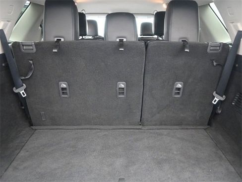 Certified 2023 Nissan Pathfinder SL w/ Lighting Package (N92) image 16