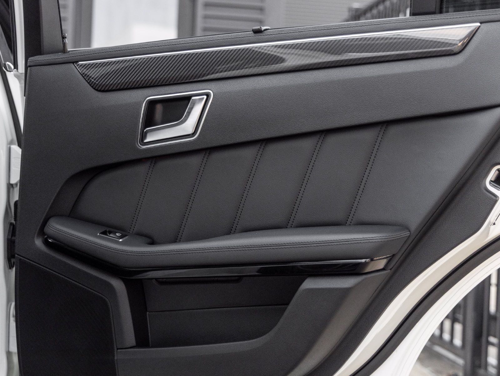 Used 2012 Mercedes-Benz E 63 AMG Wagon image 43