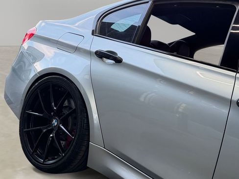 Used 2017 BMW M3 image 29