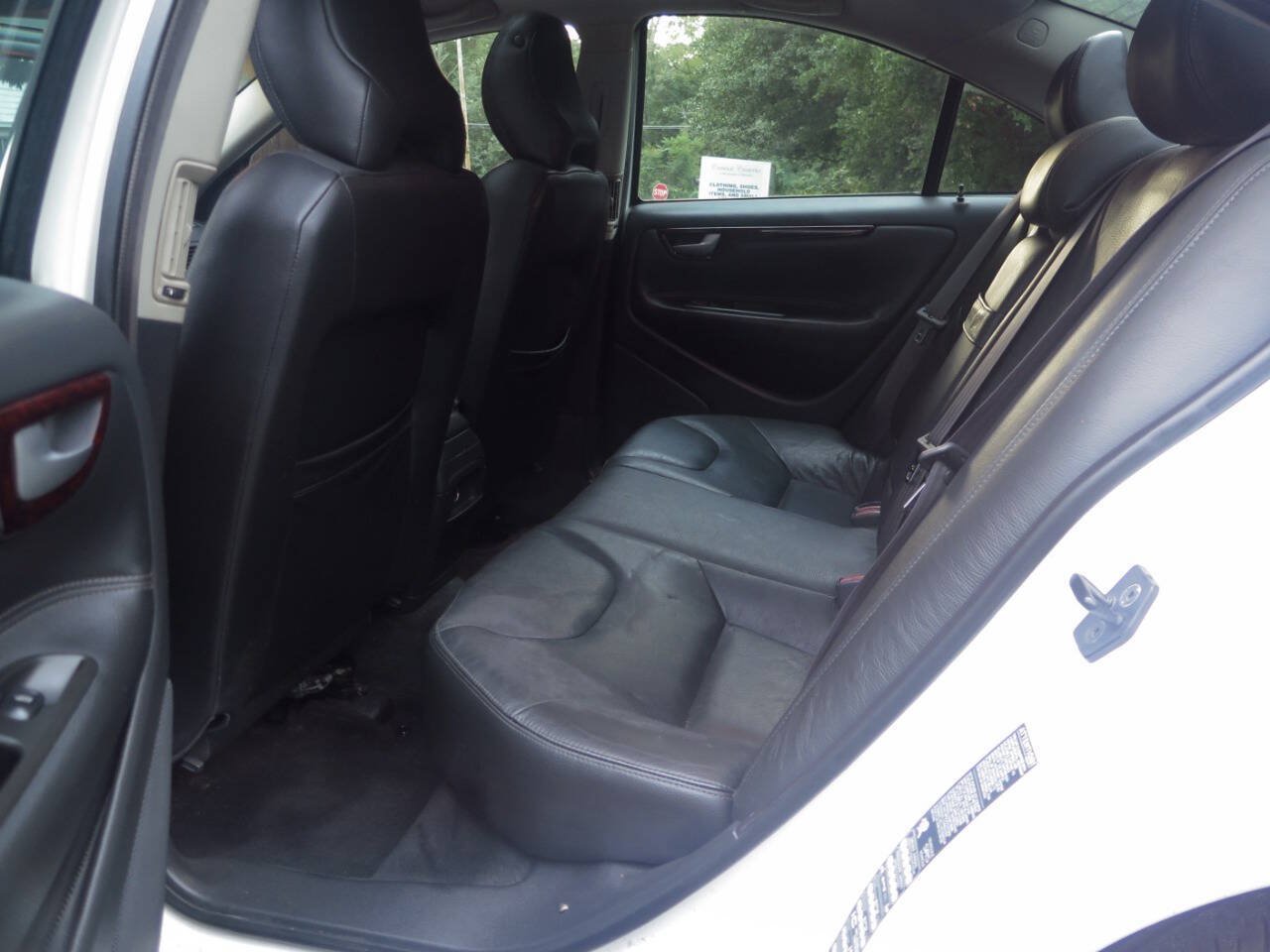 Used 2004 Volvo S60 2.5T FWD image 11